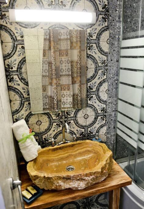 Meandros Suite In Old Town Rhodes City 外观 照片